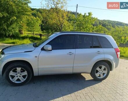 Сірий Сузукі Гранд Вітара, об'ємом двигуна 2 л та пробігом 277 тис. км за 6700 $, фото 1 на Automoto.ua