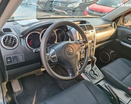 Серый Сузуки Гранд Витара, объемом двигателя 2 л и пробегом 204 тыс. км за 8490 $, фото 22 на Automoto.ua