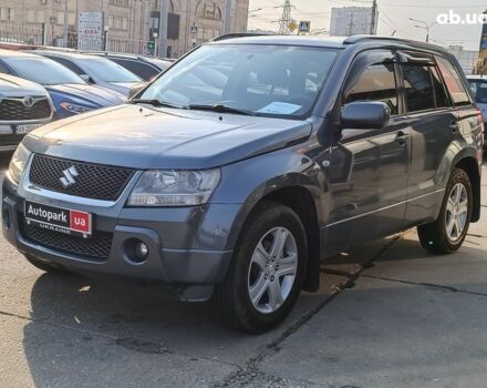 Серый Сузуки Гранд Витара, объемом двигателя 2 л и пробегом 204 тыс. км за 8490 $, фото 5 на Automoto.ua