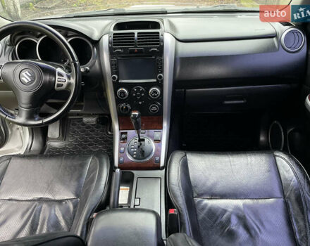 Серый Сузуки Гранд Витара, объемом двигателя 2 л и пробегом 171 тыс. км за 7900 $, фото 25 на Automoto.ua