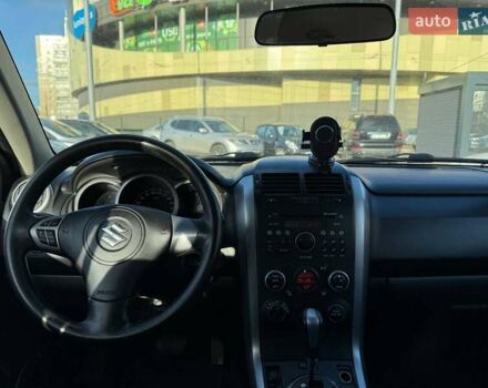 Серый Сузуки Гранд Витара, объемом двигателя 2.4 л и пробегом 121 тыс. км за 7990 $, фото 13 на Automoto.ua