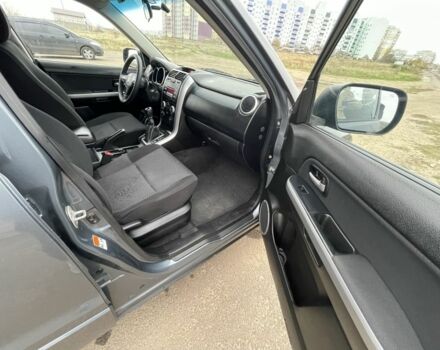 Серый Сузуки Гранд Витара, объемом двигателя 2 л и пробегом 218 тыс. км за 6900 $, фото 10 на Automoto.ua