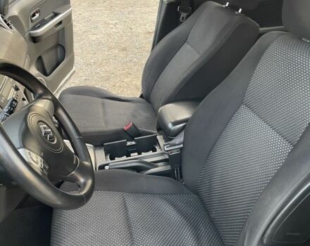 Сірий Сузукі Гранд Вітара, об'ємом двигуна 2 л та пробігом 172 тис. км за 6750 $, фото 19 на Automoto.ua