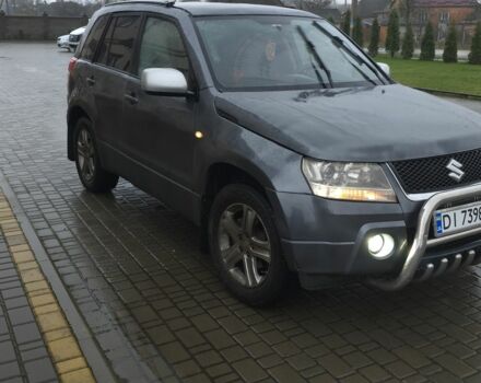 Серый Сузуки Гранд Витара, объемом двигателя 2 л и пробегом 280 тыс. км за 4499 $, фото 2 на Automoto.ua