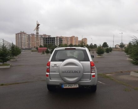 Серый Сузуки Гранд Витара, объемом двигателя 2.4 л и пробегом 850 тыс. км за 8500 $, фото 2 на Automoto.ua