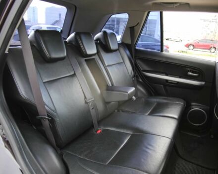 Серый Сузуки Гранд Витара, объемом двигателя 2.4 л и пробегом 225 тыс. км за 9500 $, фото 9 на Automoto.ua