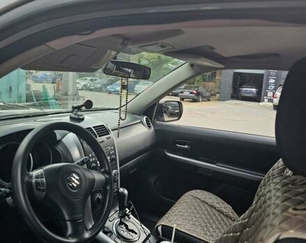 Серый Сузуки Гранд Витара, объемом двигателя 2.4 л и пробегом 200 тыс. км за 8600 $, фото 1 на Automoto.ua