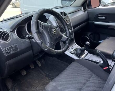 Серый Сузуки Гранд Витара, объемом двигателя 2.4 л и пробегом 91 тыс. км за 7850 $, фото 25 на Automoto.ua