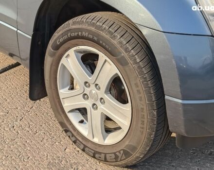 Серый Сузуки Гранд Витара, объемом двигателя 2 л и пробегом 204 тыс. км за 8490 $, фото 6 на Automoto.ua