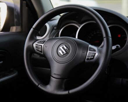 Серый Сузуки Гранд Витара, объемом двигателя 2.4 л и пробегом 225 тыс. км за 9500 $, фото 14 на Automoto.ua