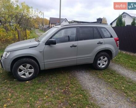 Серый Сузуки Гранд Витара, объемом двигателя 1.9 л и пробегом 275 тыс. км за 7500 $, фото 1 на Automoto.ua