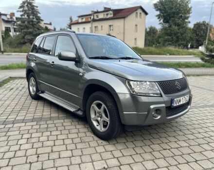 Сірий Сузукі Гранд Вітара, об'ємом двигуна 2 л та пробігом 197 тис. км за 3150 $, фото 2 на Automoto.ua