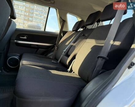 Серый Сузуки Гранд Витара, объемом двигателя 2.4 л и пробегом 121 тыс. км за 7990 $, фото 9 на Automoto.ua