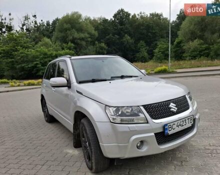 Сірий Сузукі Гранд Вітара, об'ємом двигуна 2.39 л та пробігом 330 тис. км за 8000 $, фото 19 на Automoto.ua