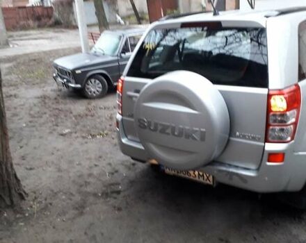 Серый Сузуки Гранд Витара, объемом двигателя 2.39 л и пробегом 186 тыс. км за 8500 $, фото 2 на Automoto.ua