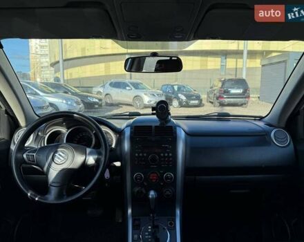 Серый Сузуки Гранд Витара, объемом двигателя 2.4 л и пробегом 121 тыс. км за 7990 $, фото 12 на Automoto.ua