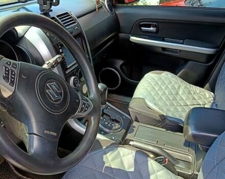Серый Сузуки Гранд Витара, объемом двигателя 2.4 л и пробегом 300 тыс. км за 7400 $, фото 5 на Automoto.ua