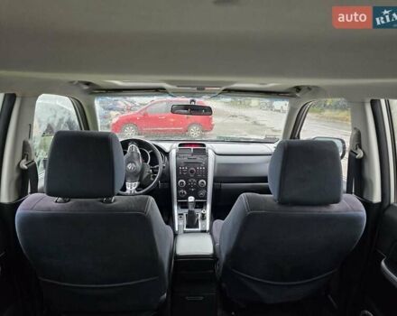 Сірий Сузукі Гранд Вітара, об'ємом двигуна 2 л та пробігом 163 тис. км за 3950 $, фото 9 на Automoto.ua