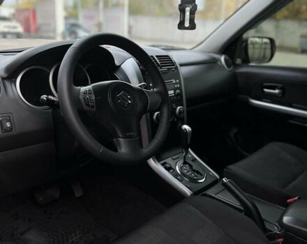 Серый Сузуки Гранд Витара, объемом двигателя 2.4 л и пробегом 200 тыс. км за 7900 $, фото 8 на Automoto.ua