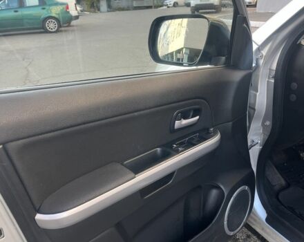 Сірий Сузукі Гранд Вітара, об'ємом двигуна 1.9 л та пробігом 300 тис. км за 3500 $, фото 7 на Automoto.ua