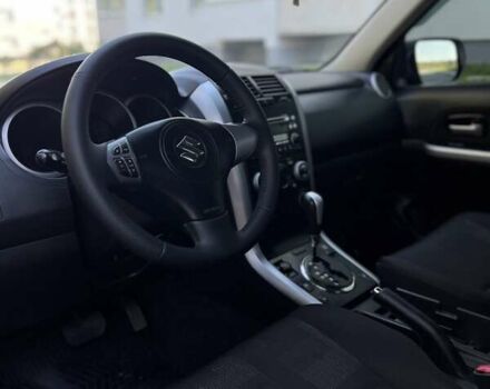 Серый Сузуки Гранд Витара, объемом двигателя 2.4 л и пробегом 200 тыс. км за 7900 $, фото 16 на Automoto.ua