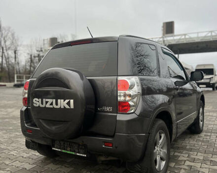 Сірий Сузукі Гранд Вітара, об'ємом двигуна 2.4 л та пробігом 200 тис. км за 7600 $, фото 5 на Automoto.ua