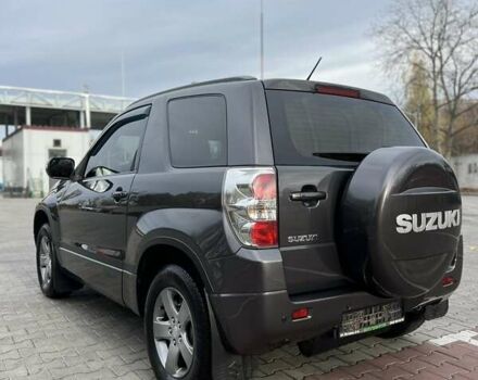 Серый Сузуки Гранд Витара, объемом двигателя 2.4 л и пробегом 200 тыс. км за 7900 $, фото 4 на Automoto.ua