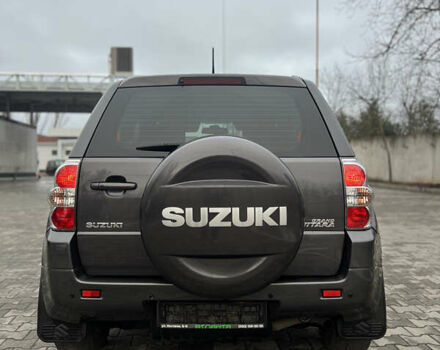 Сірий Сузукі Гранд Вітара, об'ємом двигуна 2.4 л та пробігом 200 тис. км за 7600 $, фото 7 на Automoto.ua