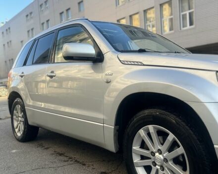Сірий Сузукі Гранд Вітара, об'ємом двигуна 1.9 л та пробігом 300 тис. км за 3500 $, фото 3 на Automoto.ua