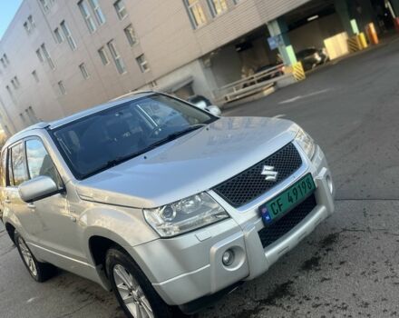 Сірий Сузукі Гранд Вітара, об'ємом двигуна 1.9 л та пробігом 300 тис. км за 3500 $, фото 2 на Automoto.ua