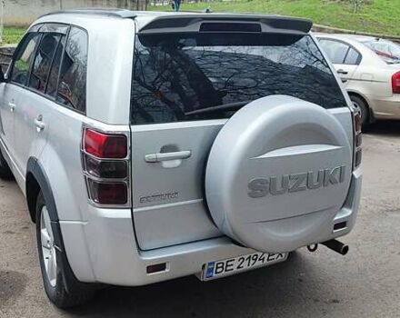 Сірий Сузукі Гранд Вітара, об'ємом двигуна 2.39 л та пробігом 104 тис. км за 8500 $, фото 3 на Automoto.ua