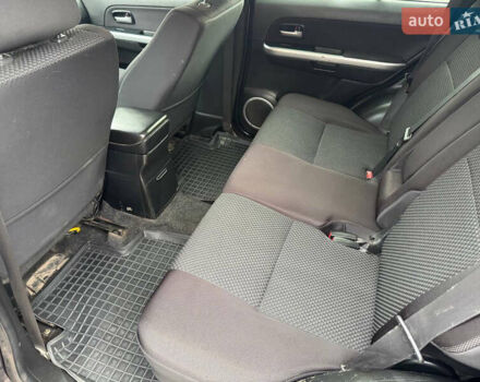 Сузуки Гранд Витара 2010 в Харькове на Automoto.ua Серый Сузуки Гранд Витара, объемом двигателя 2.4 л и пробегом 200 тыс. км за 8750 $, фото 15 на Automoto.ua