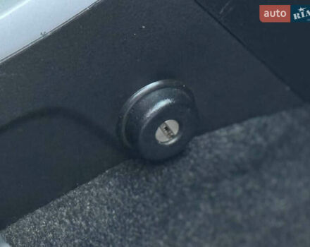 Серый Сузуки Гранд Витара, объемом двигателя 2.4 л и пробегом 200 тыс. км за 8200 $, фото 14 на Automoto.ua