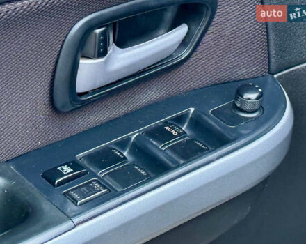 Серый Сузуки Гранд Витара, объемом двигателя 2.4 л и пробегом 200 тыс. км за 8200 $, фото 11 на Automoto.ua