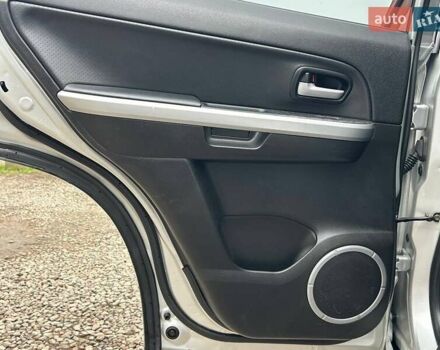 Сірий Сузукі Гранд Вітара, об'ємом двигуна 2.4 л та пробігом 148 тис. км за 8900 $, фото 28 на Automoto.ua