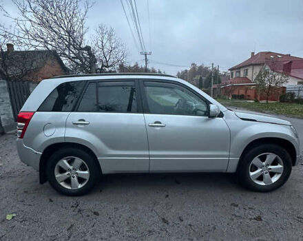 Серый Сузуки Гранд Витара, объемом двигателя 2.4 л и пробегом 236 тыс. км за 9898 $, фото 1 на Automoto.ua
