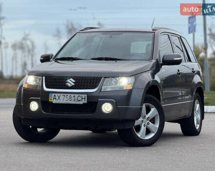 Серый Сузуки Гранд Витара, объемом двигателя 2.4 л и пробегом 200 тыс. км за 8200 $, фото 8 на Automoto.ua