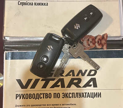 Серый Сузуки Гранд Витара, объемом двигателя 2.4 л и пробегом 156 тыс. км за 10500 $, фото 32 на Automoto.ua