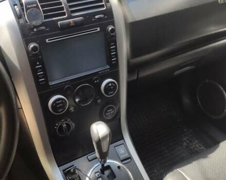 Серый Сузуки Гранд Витара, объемом двигателя 2.39 л и пробегом 270 тыс. км за 12500 $, фото 6 на Automoto.ua