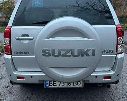 Серый Сузуки Гранд Витара, объемом двигателя 2.4 л и пробегом 236 тыс. км за 9898 $, фото 2 на Automoto.ua