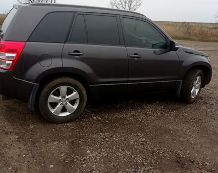 Сірий Сузукі Гранд Вітара, об'ємом двигуна 2.4 л та пробігом 120 тис. км за 10500 $, фото 7 на Automoto.ua