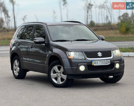 Серый Сузуки Гранд Витара, объемом двигателя 2.4 л и пробегом 200 тыс. км за 8200 $, фото 20 на Automoto.ua