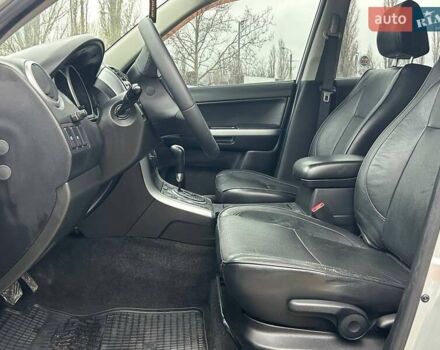 Сірий Сузукі Гранд Вітара, об'ємом двигуна 2.4 л та пробігом 148 тис. км за 8900 $, фото 12 на Automoto.ua