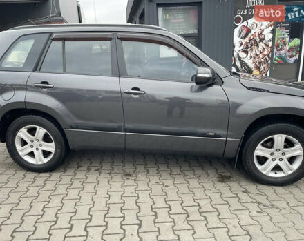 Серый Сузуки Гранд Витара, объемом двигателя 2.4 л и пробегом 156 тыс. км за 10500 $, фото 17 на Automoto.ua