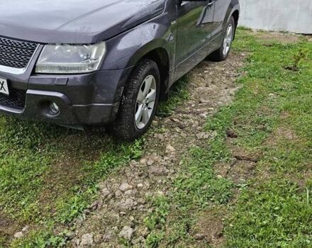Сірий Сузукі Гранд Вітара, об'ємом двигуна 1.9 л та пробігом 300 тис. км за 8500 $, фото 1 на Automoto.ua