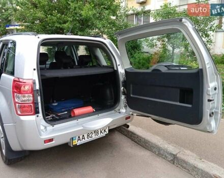 Сузуки Гранд Витара 2011 в Киеве на Automoto.ua Серый Сузуки Гранд Витара, объемом двигателя 2.4 л и пробегом 96 тыс. км за 11087 $, фото 8 на Automoto.ua