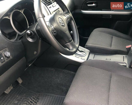 Серый Сузуки Гранд Витара, объемом двигателя 2.39 л и пробегом 202 тыс. км за 9700 $, фото 22 на Automoto.ua