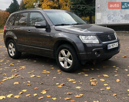 Серый Сузуки Гранд Витара, объемом двигателя 2.39 л и пробегом 202 тыс. км за 9700 $, фото 5 на Automoto.ua