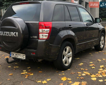 Серый Сузуки Гранд Витара, объемом двигателя 2.39 л и пробегом 202 тыс. км за 9700 $, фото 9 на Automoto.ua