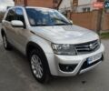 Сірий Сузукі Гранд Вітара, об'ємом двигуна 2.39 л та пробігом 169 тис. км за 12900 $, фото 8 на Automoto.ua